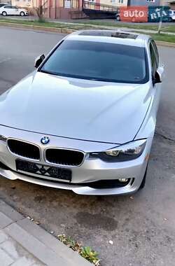 Седан BMW 3 Series 2015 в Києві