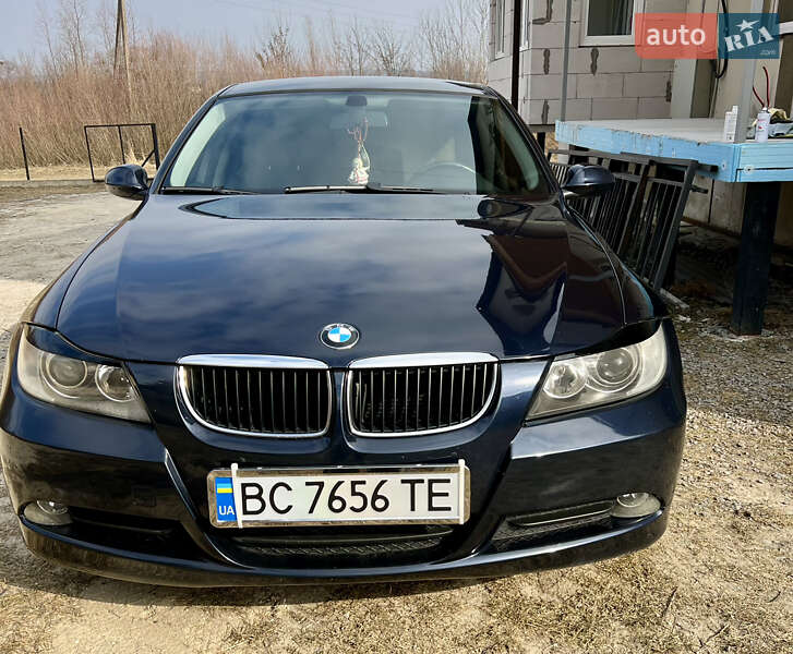 Седан BMW 3 Series 2007 в Золочеві