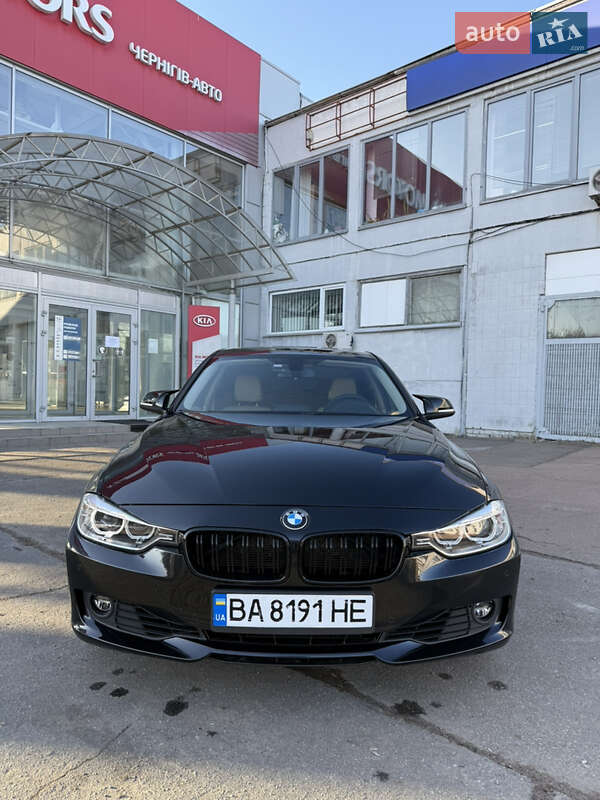 Седан BMW 3 Series 2012 в Чернигове