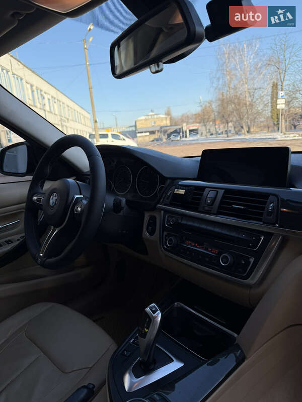 Седан BMW 3 Series 2012 в Чернигове