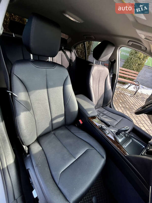 Седан BMW 3 Series 2016 в Кропивницком