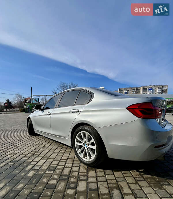 Седан BMW 3 Series 2016 в Кропивницком