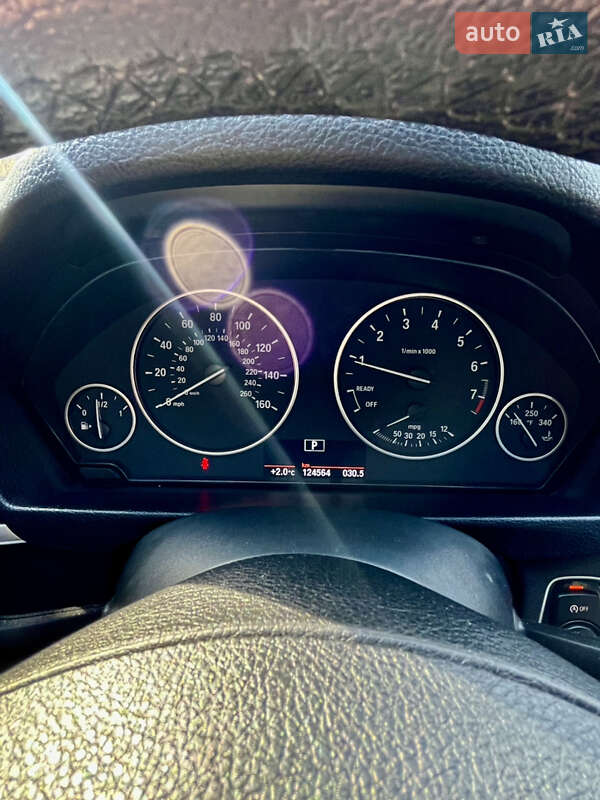 Седан BMW 3 Series 2016 в Кропивницком