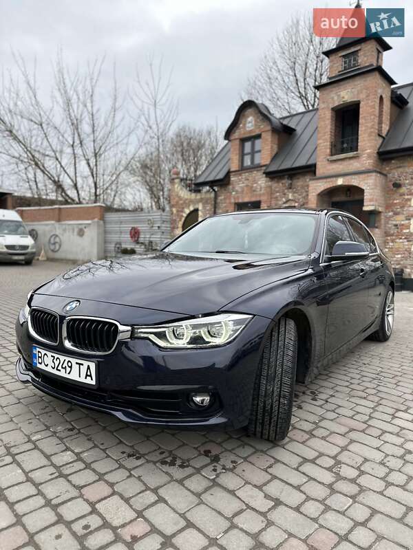 Седан BMW 3 Series 2017 в Львові