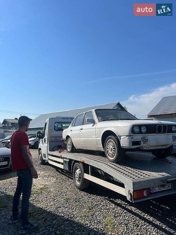 Седан BMW 3 Series 1986 в Львове