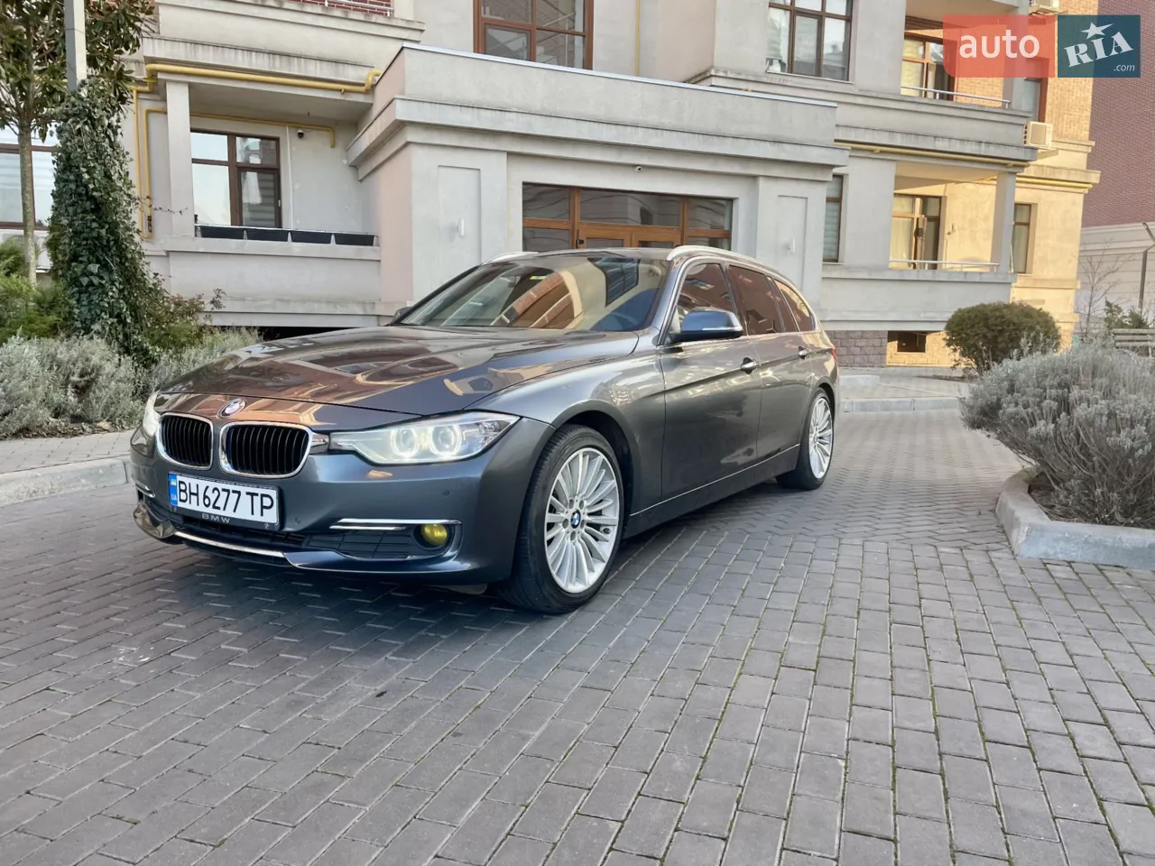 2012 BMW 3er - мініатюра 24