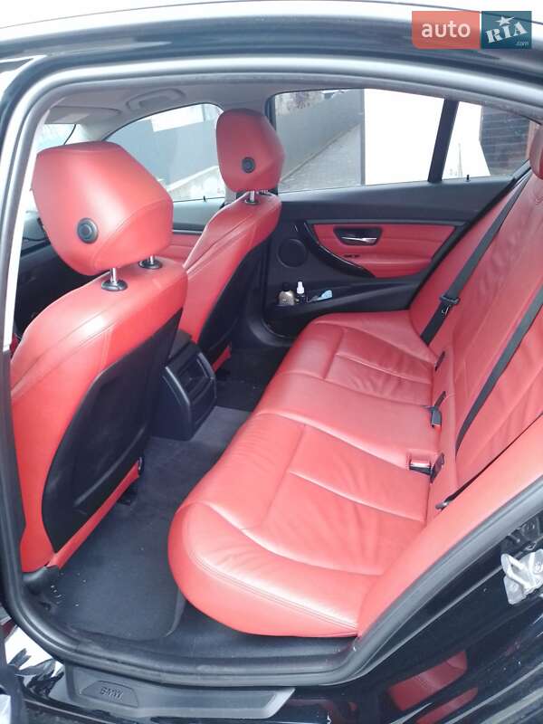 Седан BMW 3 Series 2012 в Івано-Франківську