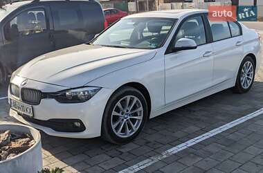 Седан BMW 3 Series 2017 в Виннице