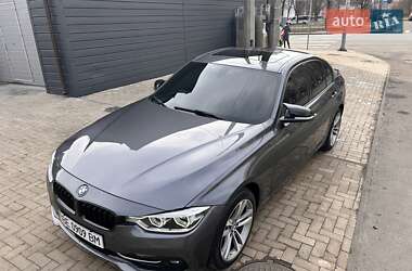 Седан BMW 3 Series 2016 в 