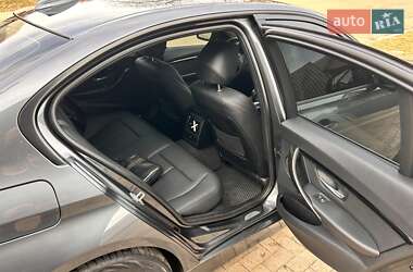 Седан BMW 3 Series 2016 в 