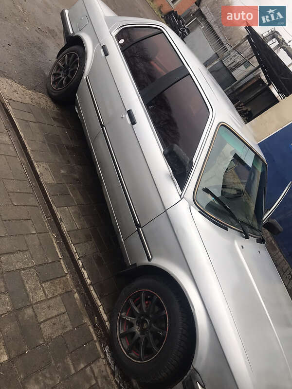 Седан BMW 3 Series 1984 в Сумах фото 7 Седан BMW 3 Series 1984 в Сумах