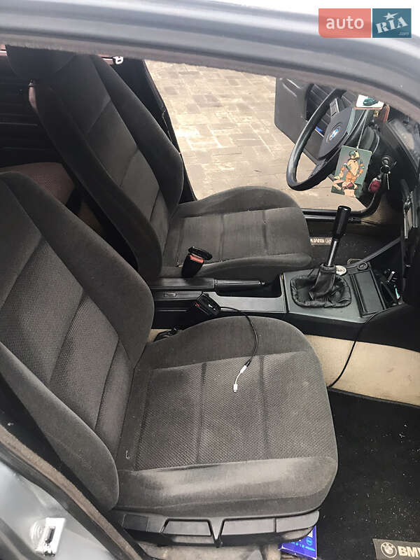 Седан BMW 3 Series 1984 в Сумах фото 10 Седан BMW 3 Series 1984 в Сумах