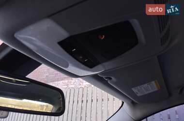 Седан BMW 3 Series 2012 в 