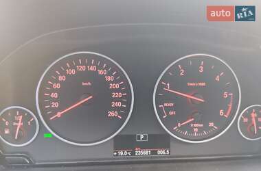 Седан BMW 3 Series 2012 в 