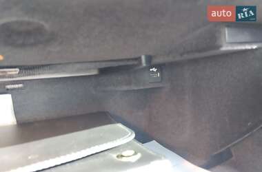 Седан BMW 3 Series 2012 в 