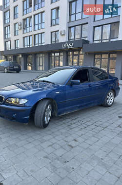 Седан BMW 3 Series 2003 в Новояворовске