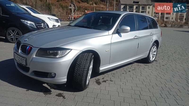 Универсал BMW 3 Series 2011 в Межгорье