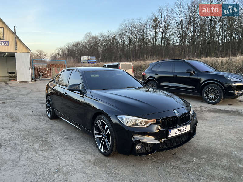 Седан BMW 3 Series 2017 в Звенигородці