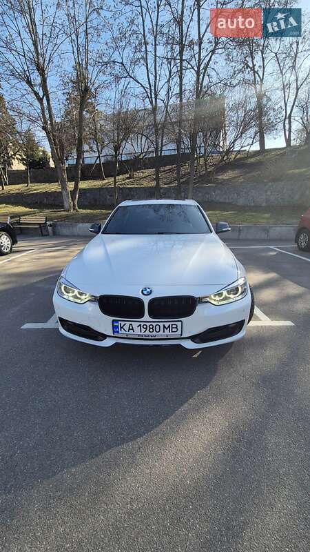 Седан BMW 3 Series 2013 в Киеве