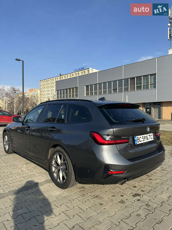 Универсал BMW 3 Series 2019 в Львове