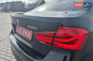 Седан BMW 3 Series 2018 в Львове