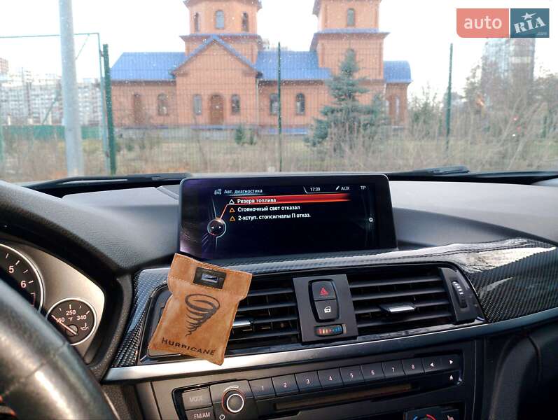 Седан BMW 3 Series 2015 в Києві