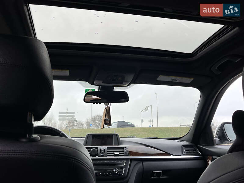 Седан BMW 3 Series 2014 в Шепетівці