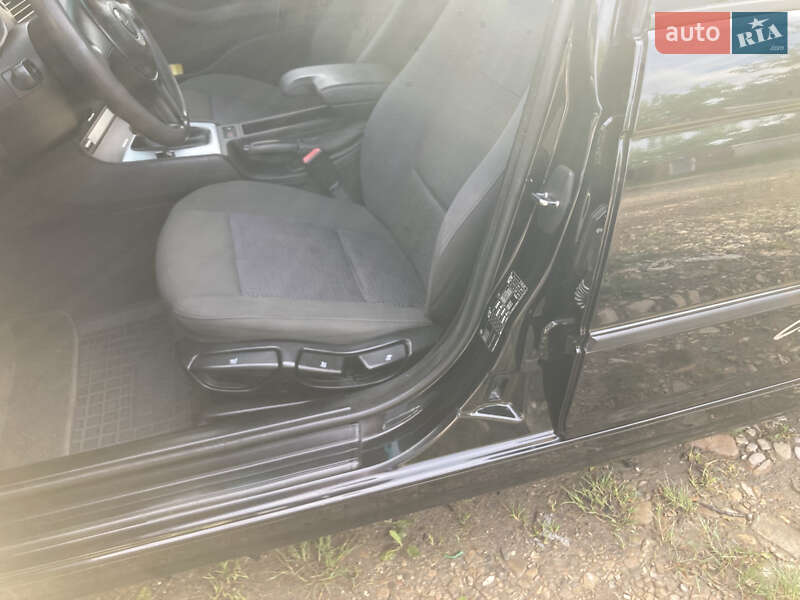 Универсал BMW 3 Series 2002 в Бориславе