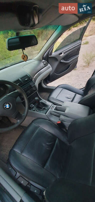 Седан BMW 3 Series 1999 в Лохвице