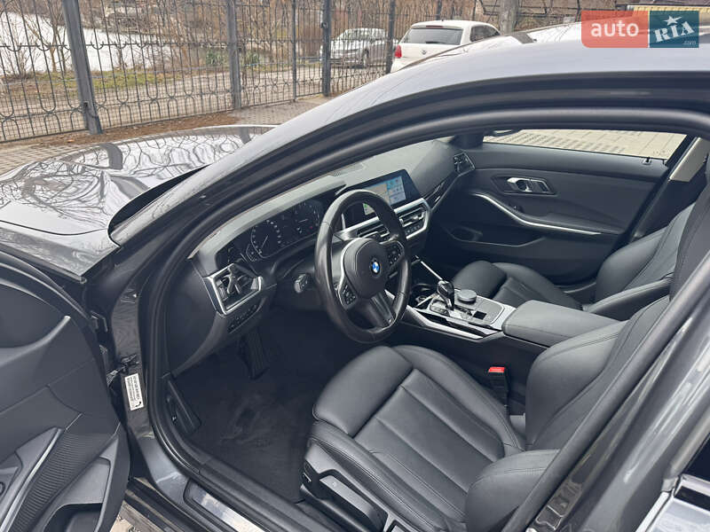 Седан BMW 3 Series 2021 в Києві
