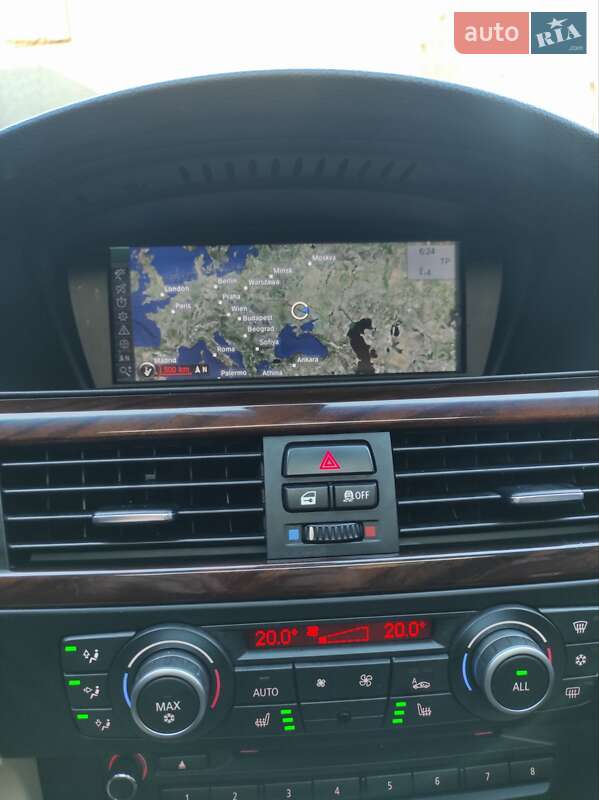 Седан BMW 3 Series 2011 в Каменском