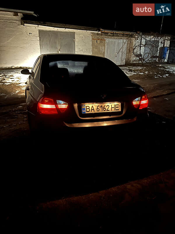 Седан BMW 3 Series 2006 в Кропивницькому