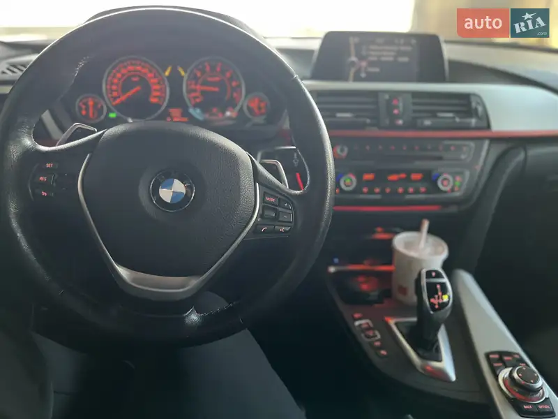Седан BMW 3 Series 2012 в 