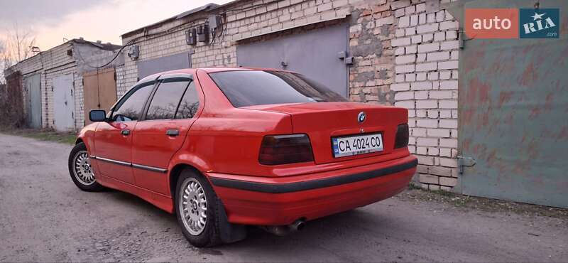Седан BMW 3 Series 1996 в Черкассах