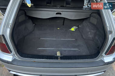 Универсал BMW 3 Series 2001 в  фото 16 Универсал BMW 3 Series 2001 в