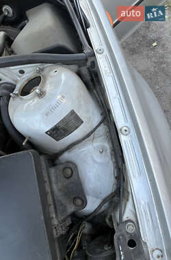 Универсал BMW 3 Series 2001 в  фото 26 Универсал BMW 3 Series 2001 в