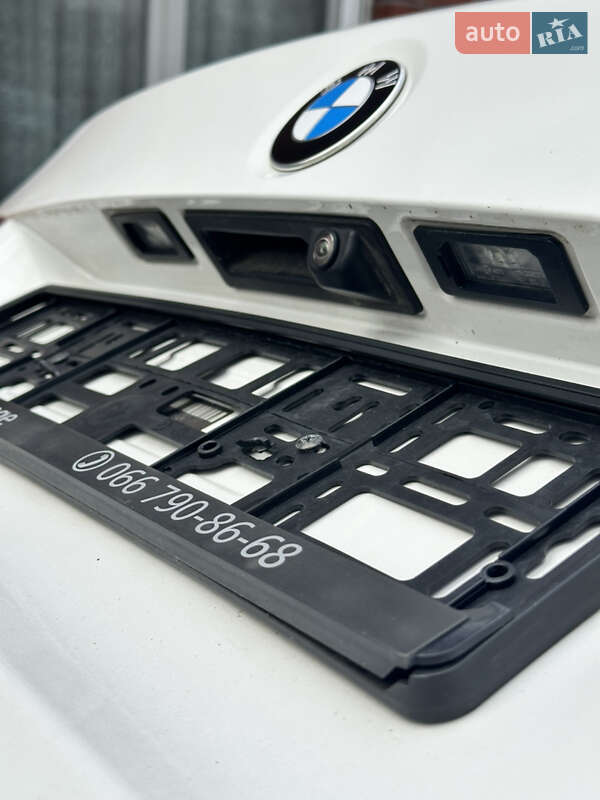 Седан BMW 3 Series 2017 в Харкові