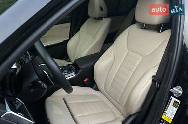 Седан BMW 3 Series 2019 в 