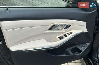 Седан BMW 3 Series 2019 в 