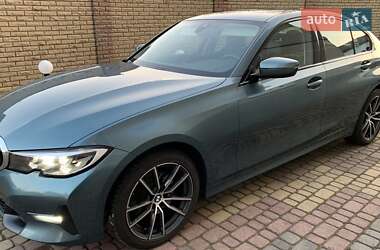 Седан BMW 3 Series 2020 в Львові