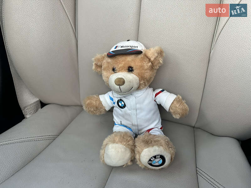 Седан BMW 3 Series 2015 в Харкові