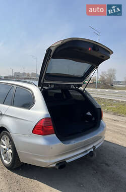 Універсал BMW 3 Series 2010 в 