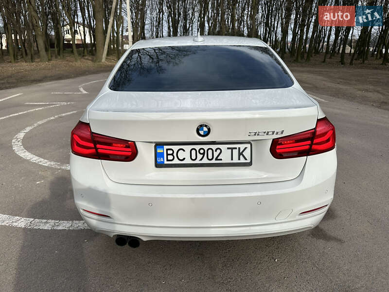 Седан BMW 3 Series 2016 в Львові