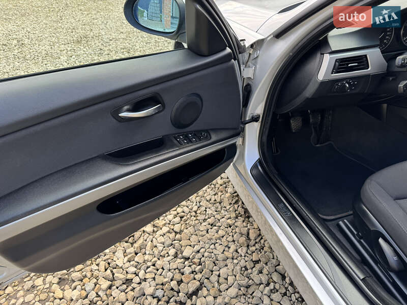 Універсал BMW 3 Series 2008 в Долині