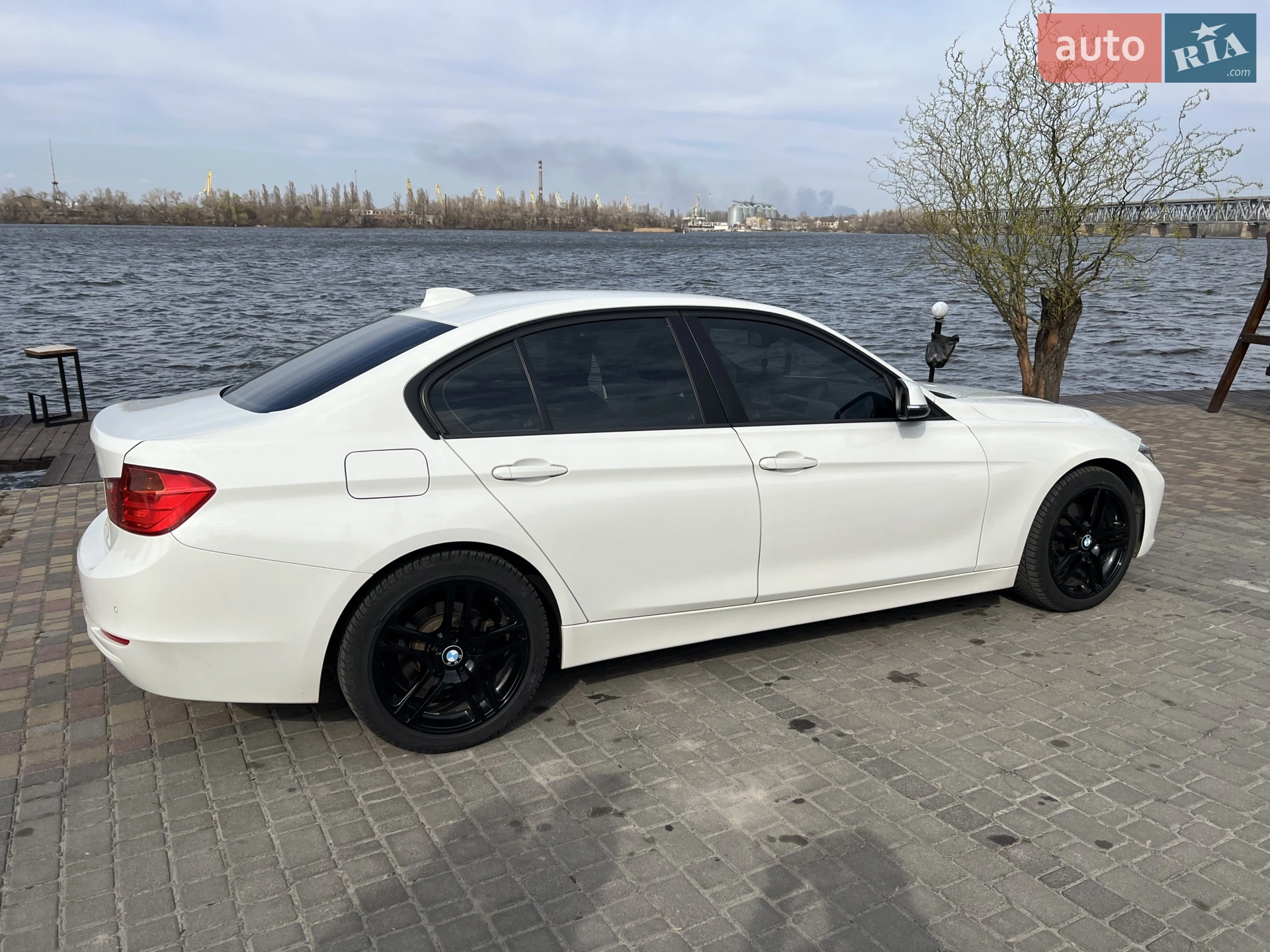 2012 BMW 3er - мініатюра 2