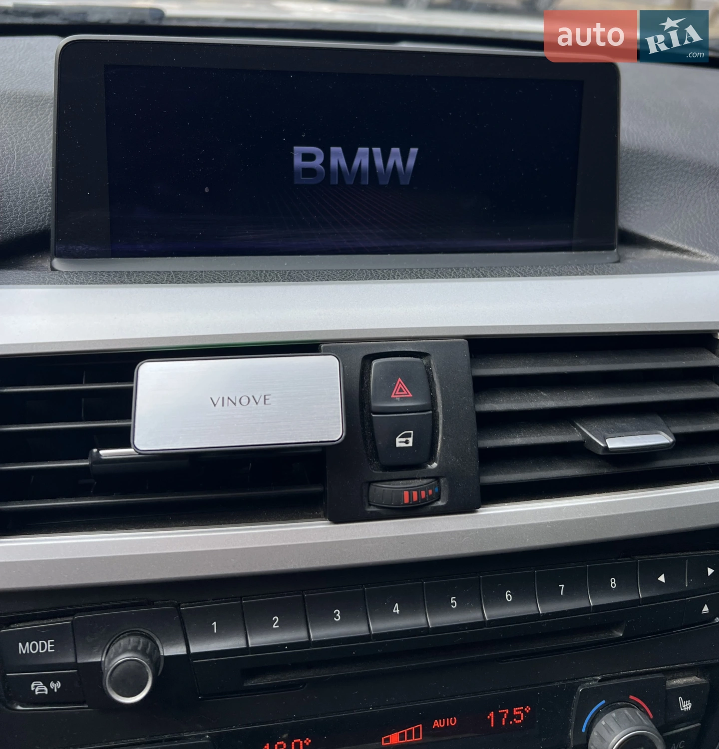 2012 BMW 3er - мініатюра 12