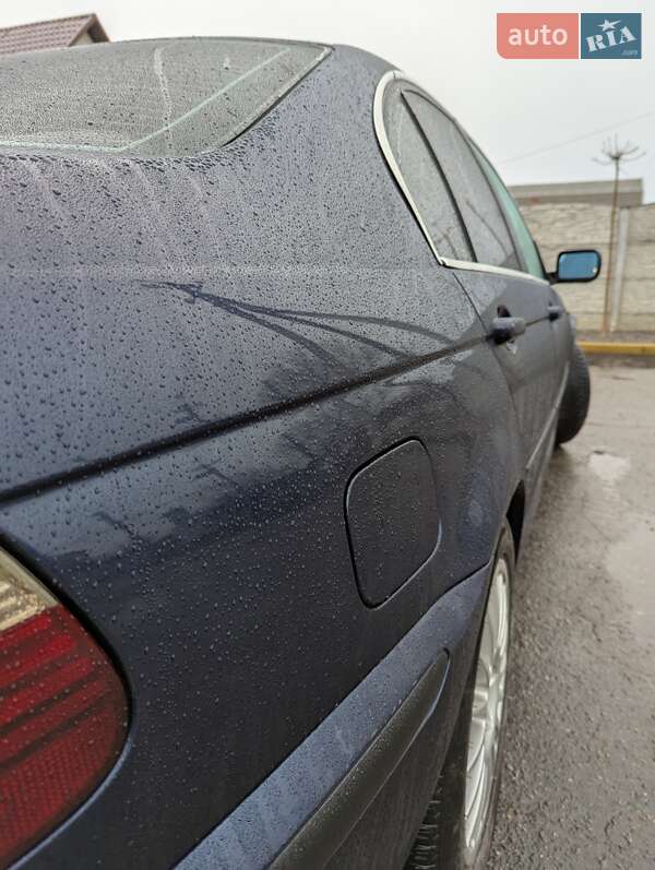 Седан BMW 3 Series 2004 в Кременчуці
