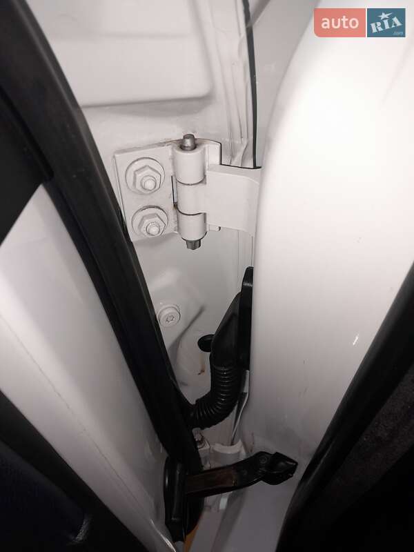 Седан BMW 3 Series 2008 в Никополе фото 68 Седан BMW 3 Series 2008 в Никополе