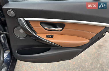 Седан BMW 3 Series 2015 в 