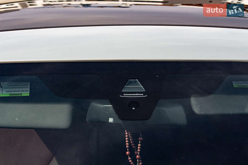 Седан BMW 3 Series 2022 в Львове
